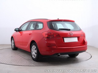 Opel Astra 2.0 CDTI 2012