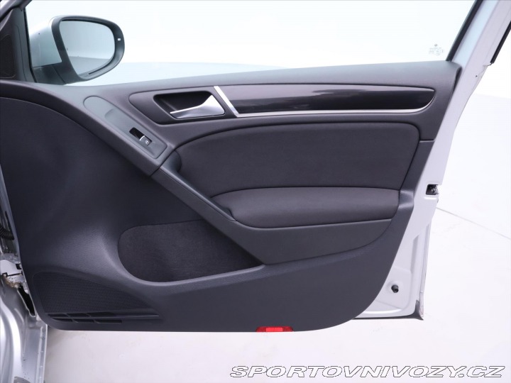 Volkswagen Golf 2.0 GTI 155kW DSG Xenon C 2010