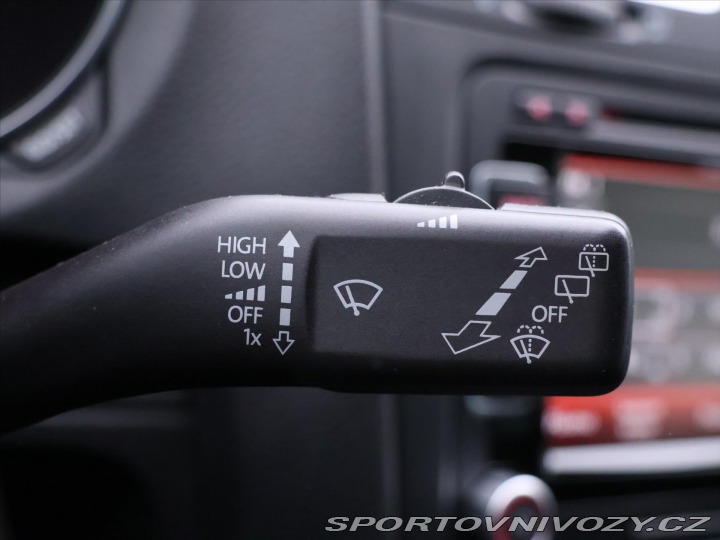 Volkswagen Golf 2.0 GTI 155kW DSG Xenon C 2010