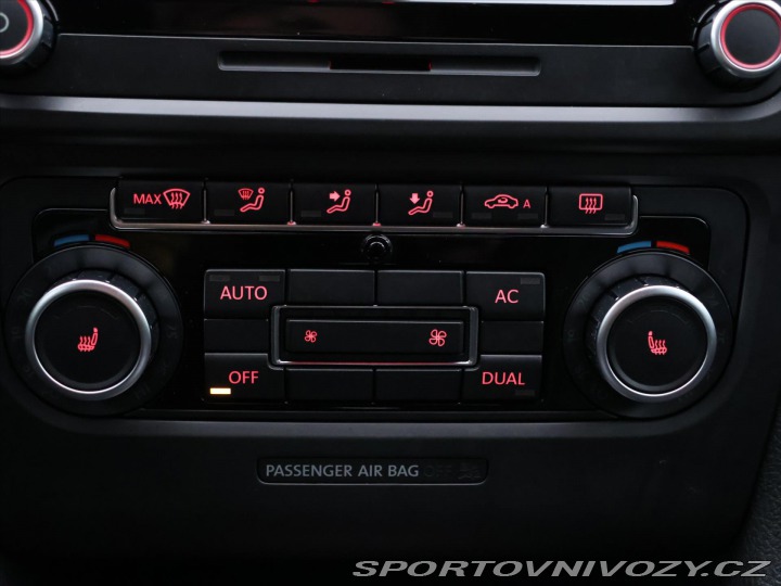 Volkswagen Golf 2.0 GTI 155kW DSG Xenon C 2010