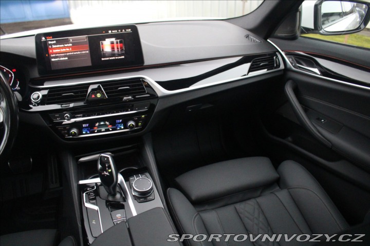 BMW 5 530d xDrive MSport harman 2022