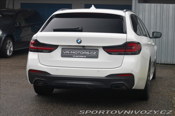 BMW 5 3,0 30d xDrive MSport h/k 2022