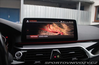 BMW 5 3,0 30d xDrive MSport h/k 1800