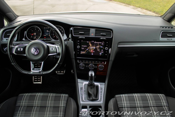 Volkswagen Golf Variant GTD 2.0TDI DSG / 2017