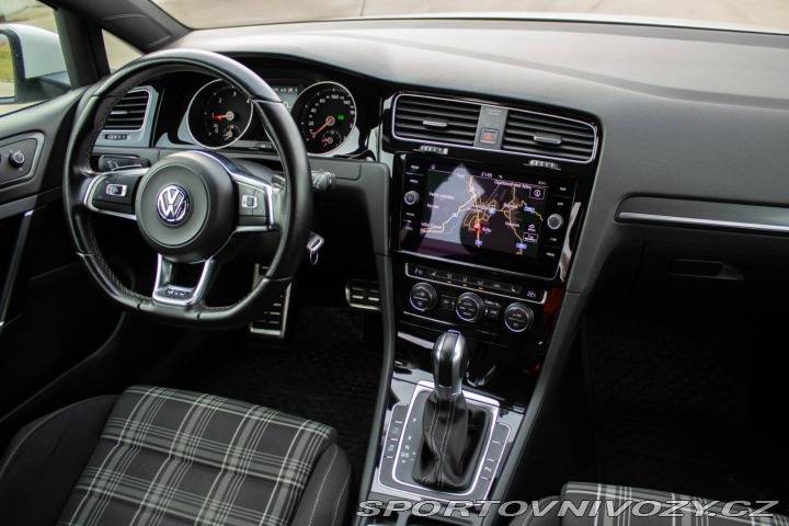 Volkswagen Golf Variant GTD 2.0TDI DSG / 2017