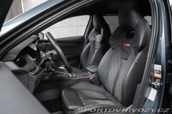 Škoda Octavia RS RS 2.0TSI TAŽNÉ*WEBASTO*Č 2021