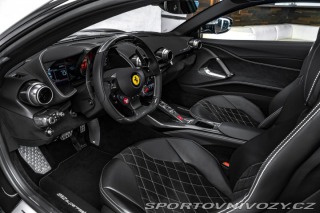Ferrari 812 Superfast, lift, karbon, 2020