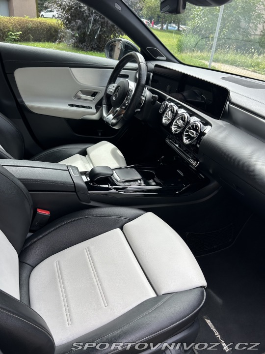 Mercedes-Benz CLA 35 AMG 2020