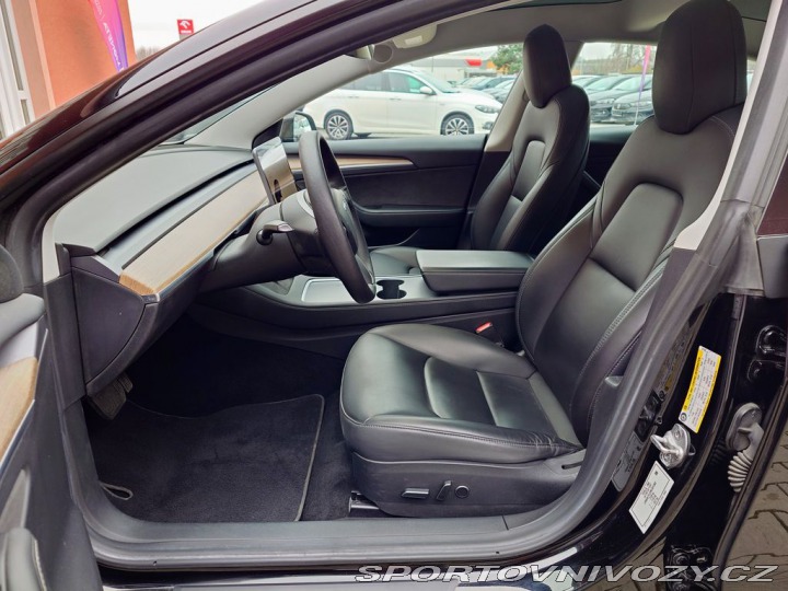 Tesla Model 3 Standard Range Plus kW SO 2021