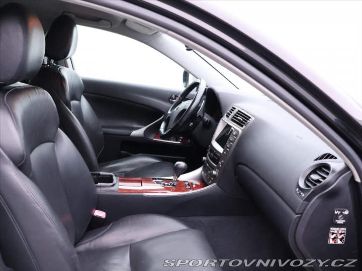 Lexus IS 250 2,5 i 153kW V6 Automa 2007