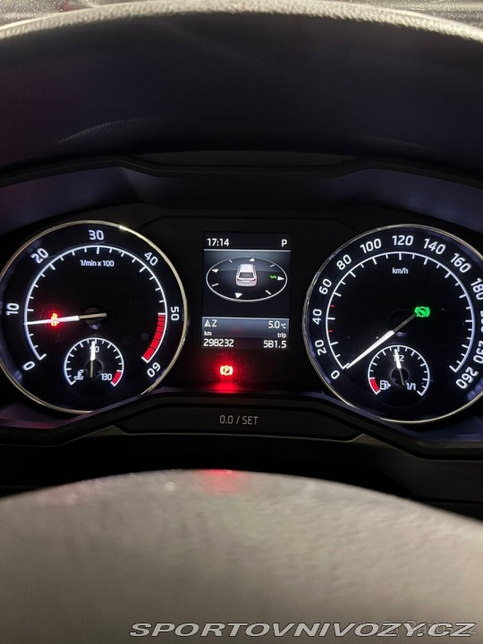 Škoda Superb 2,0 2019 Tdi, panorama 2019