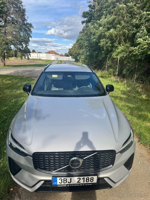 Volvo Ostatní modely XC60 B4 D PLUS DARK