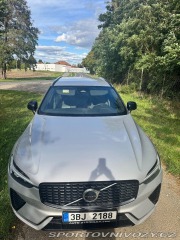 Volvo Ostatní modely XC60 B4 D PLUS DARK 1800