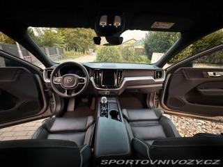 Volvo Ostatní modely XC60 B4 D PLUS DARK 1800