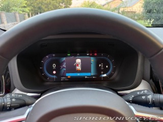 Volvo Ostatní modely XC60 B4 D PLUS DARK 1800