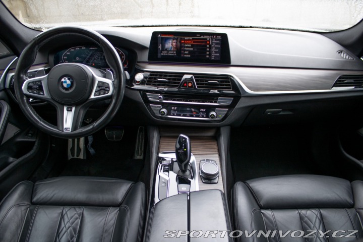 BMW 5 540i xDrive A/T M-Packet 2019