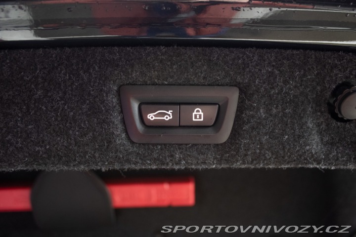 BMW 5 540i xDrive A/T M-Packet 2019