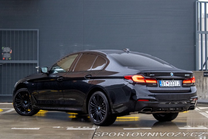 BMW 5 540i xDrive A/T M-Packet 2019