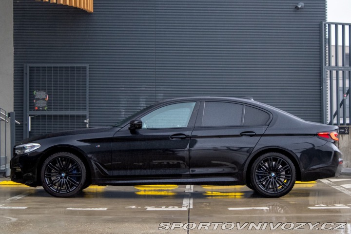 BMW 5 540i xDrive A/T M-Packet 2019