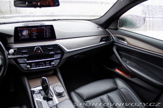 BMW 5 540i xDrive A/T M-Packet 2019