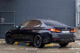 BMW 5 540i xDrive A/T M-Packet 2019