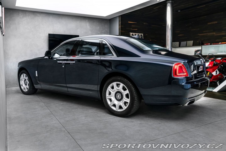 Rolls Royce Ghost 6,6 12 000 km 2012
