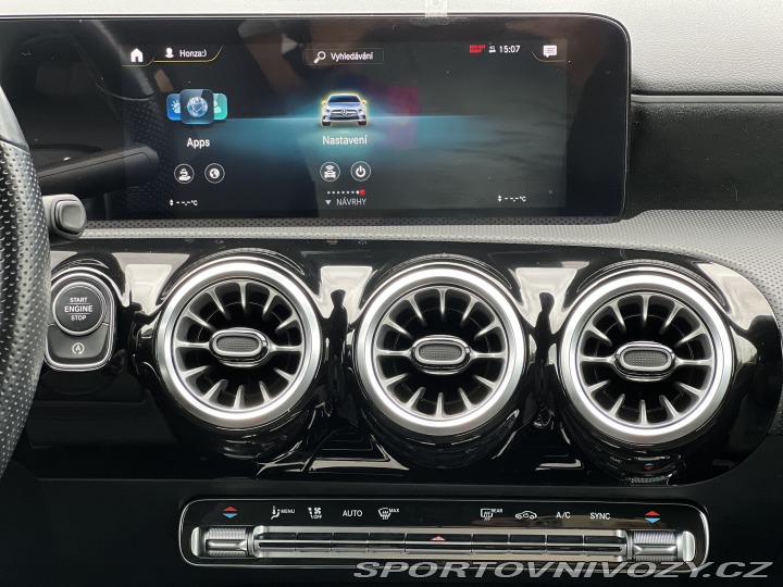 Mercedes-Benz A 180 1.3 AMG 100kw 2021