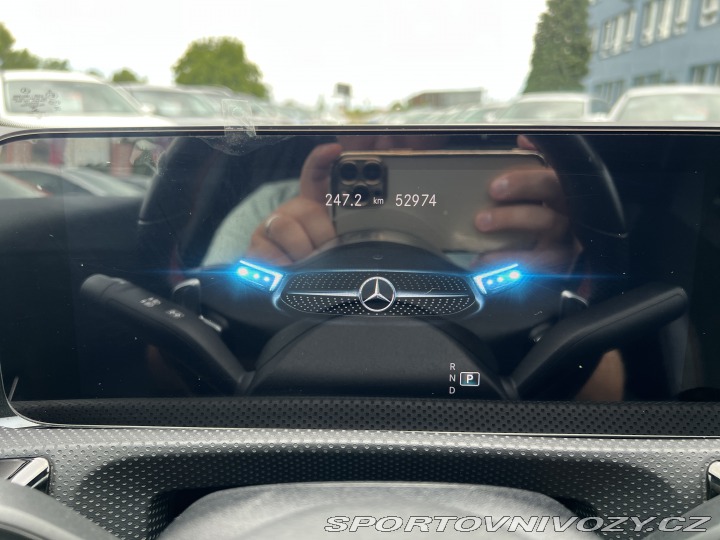 Mercedes-Benz A 180 1.3 AMG 100kw 2021