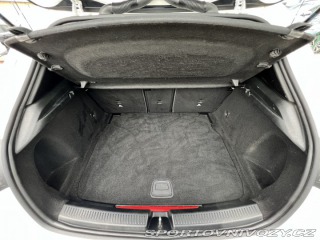 Mercedes-Benz A 180 1.3 AMG 100kw 2021