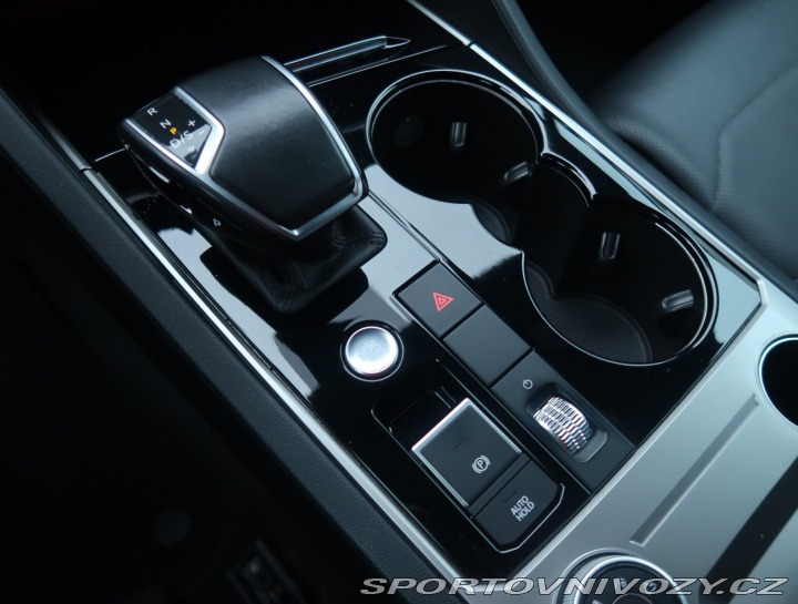 Volkswagen Ostatní modely Touareg Elegance 3.0 TDI 2018