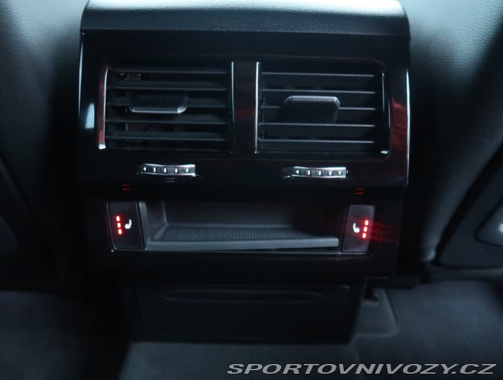 Volkswagen Ostatní modely Touareg Elegance 3.0 TDI 2018