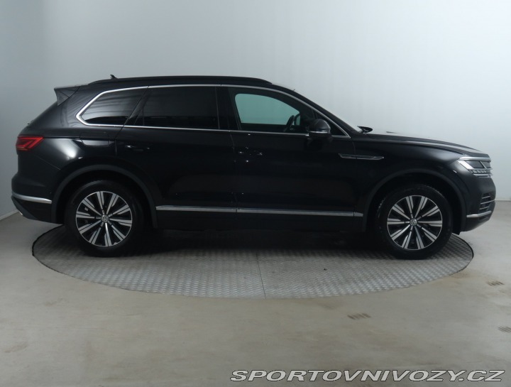 Volkswagen Ostatní modely Touareg Elegance 3.0 TDI 2018