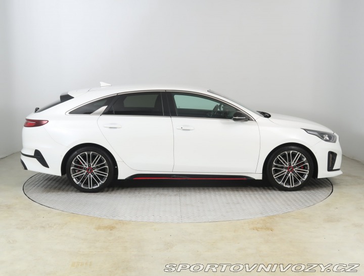 Kia ProCeed GT 1.6 T-GDI 2019