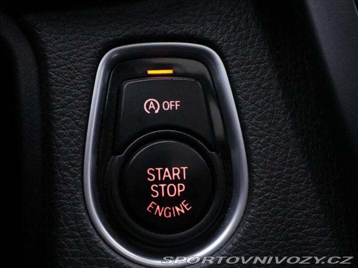 BMW 3 3.0 330d xDrive 190kW Tou 2014