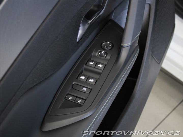 Peugeot 308 1,6 PHEV 180 GT-line 25tk 2023