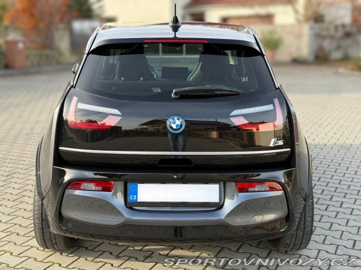 BMW i3 TOP stav, MAX výbava, Pan 1800