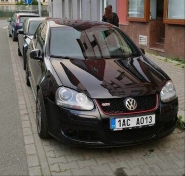 Volkswagen Golf GTI Edition 30