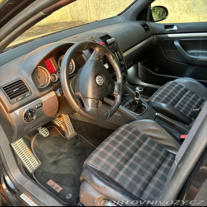 Volkswagen Golf GTI Edition 30 2006