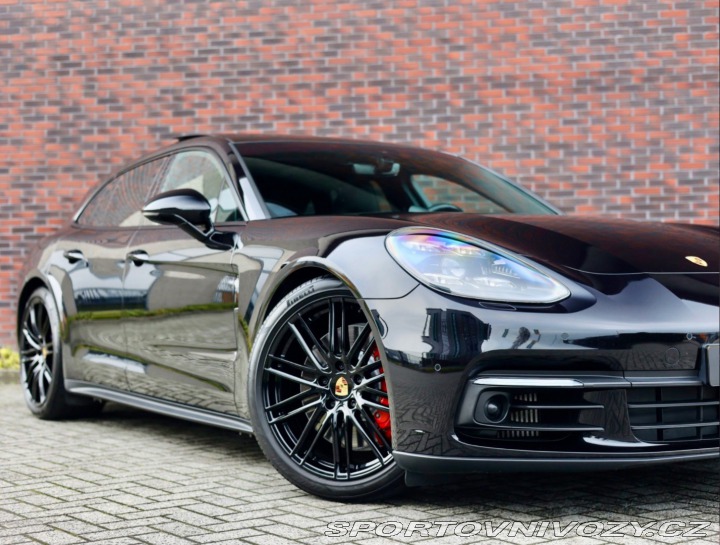 Porsche Ostatní modely Panamera Sport Turismo 4 E-Hybrid 4x4 2019