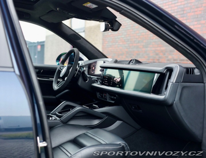 Porsche Cayenne Turbo E-Hybrid 4.0 V8 54 2024