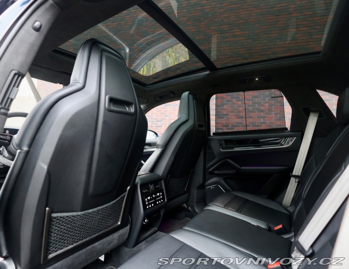 Porsche Cayenne Turbo E-Hybrid 4.0 V8 54 2024