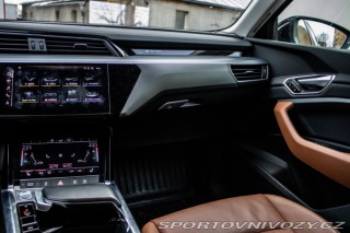 Audi Ostatní modely E-tron 55 quattro Advanced, 300 2020