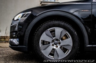 Audi Ostatní modely E-tron 55 quattro Advanced, 300 2020
