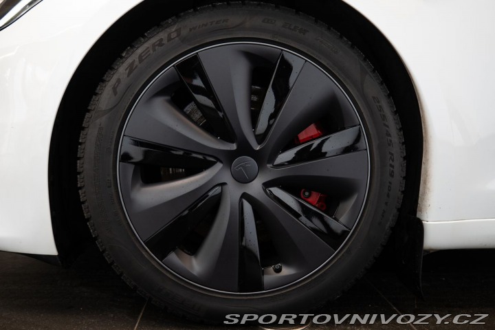 Tesla Model S Plaid Autopilot/Pano/LED 2024