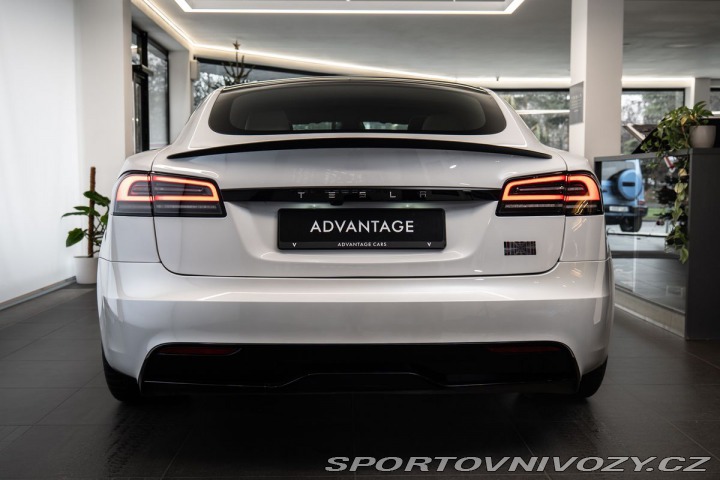 Tesla Model S Plaid Autopilot/Pano/LED 2024