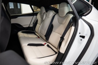Tesla Model S Plaid Autopilot/Pano/LED 2024