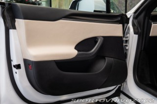 Tesla Model S Plaid Autopilot/Pano/LED 2024