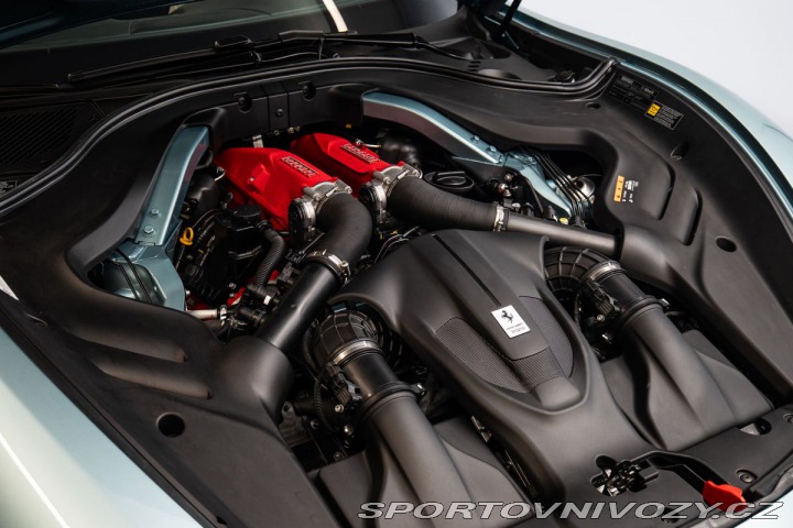 Ferrari Roma Spider Carbon/JBL/360/LED 1800