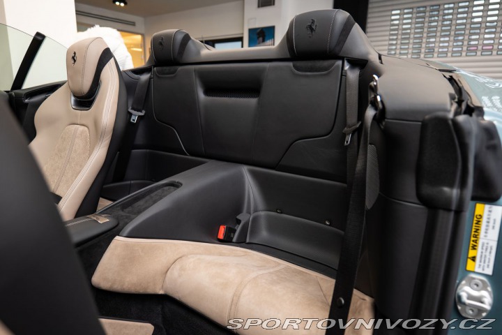 Ferrari Roma Spider Carbon/JBL/360/LED 1800