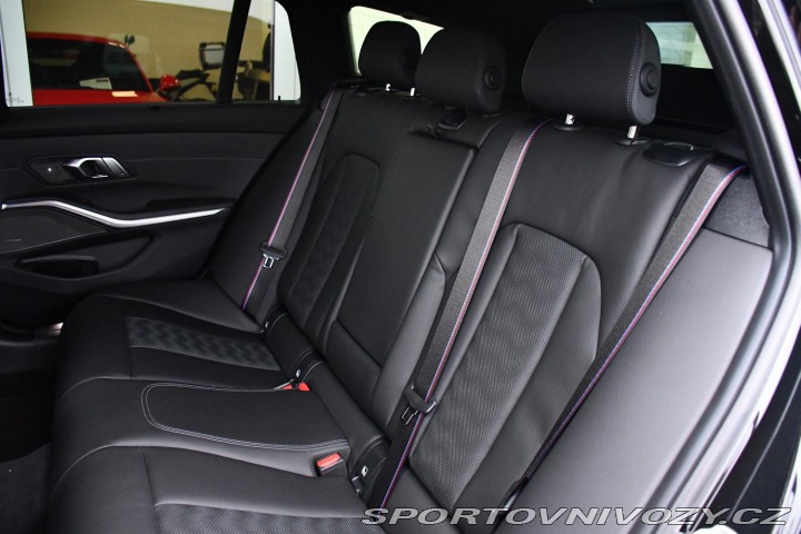 BMW M3 COMPETITION CARBON HUD H/ 2023